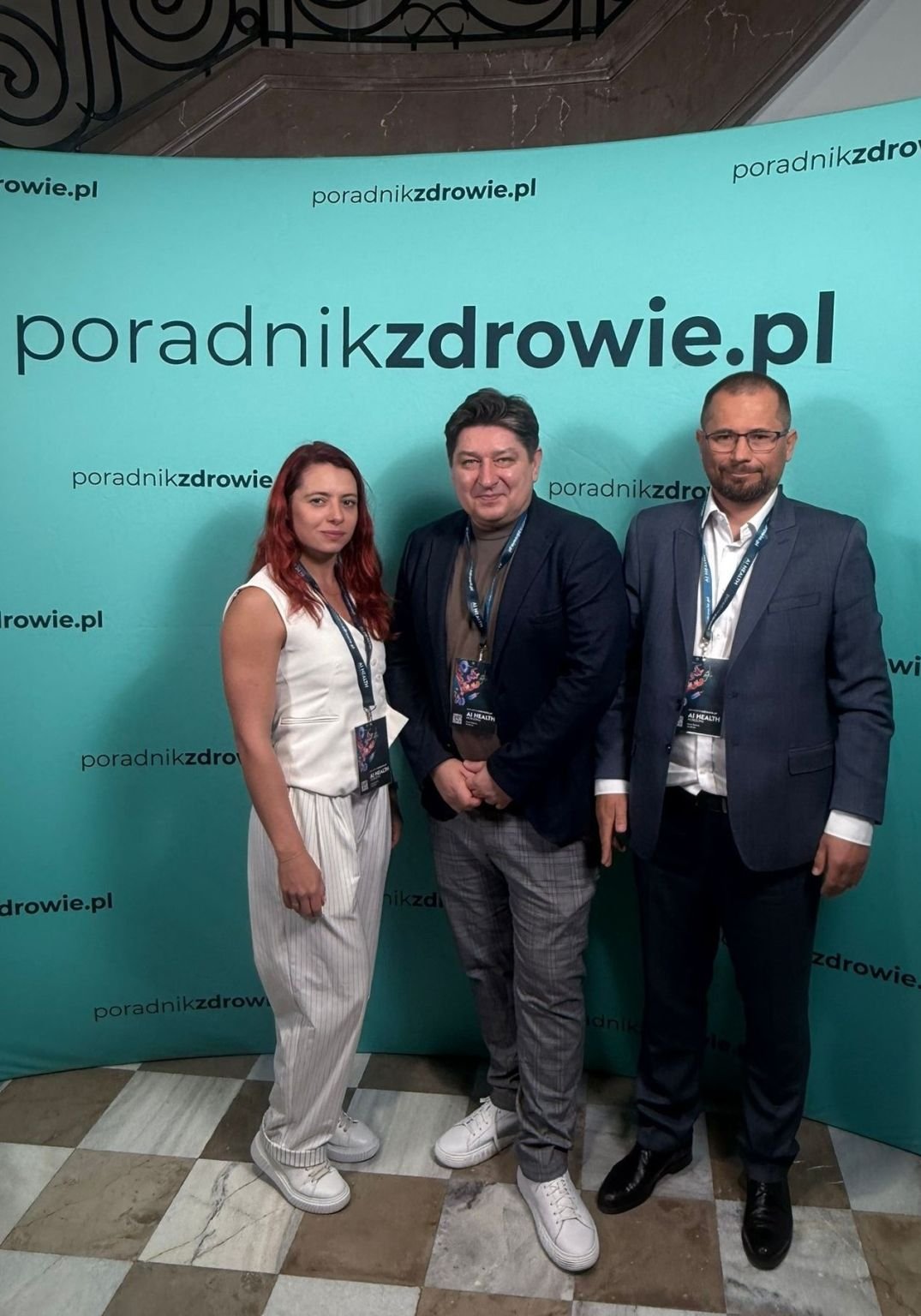 Robert Wójcik, Anna Proch i Dariusz Ambroziak podczas wydarzenia AI Health Horizons